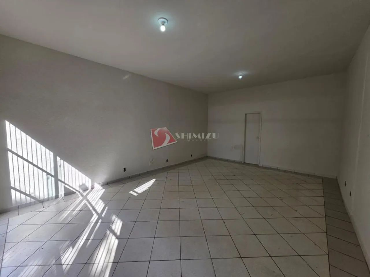 Sala para alugar em Maringá, Zona 07, com 40 m² - Foto 3