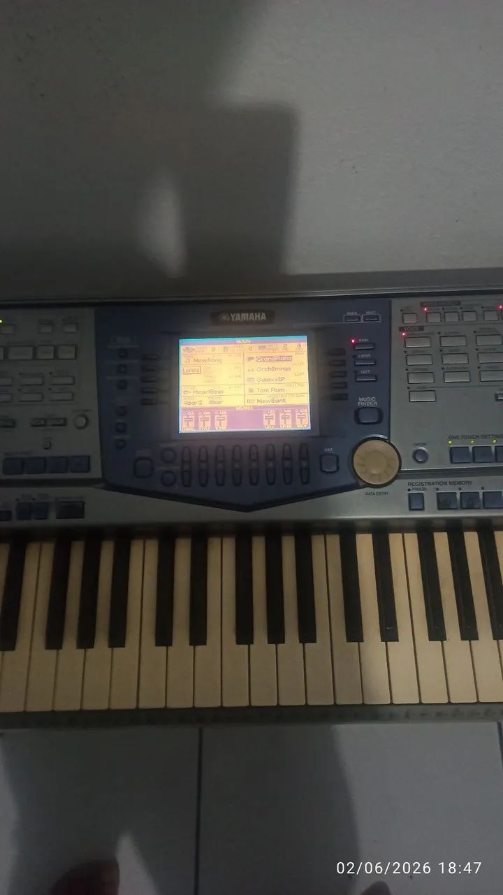Vendo esse teclado muito bom  - Foto 3