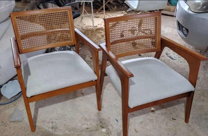 VENDO 2 POLTRONAS NO LINHO