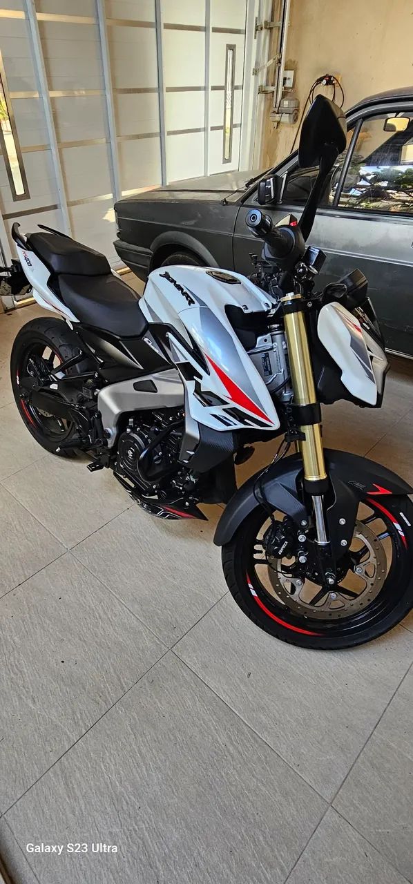 BAJAJ  Dominar NS400Z