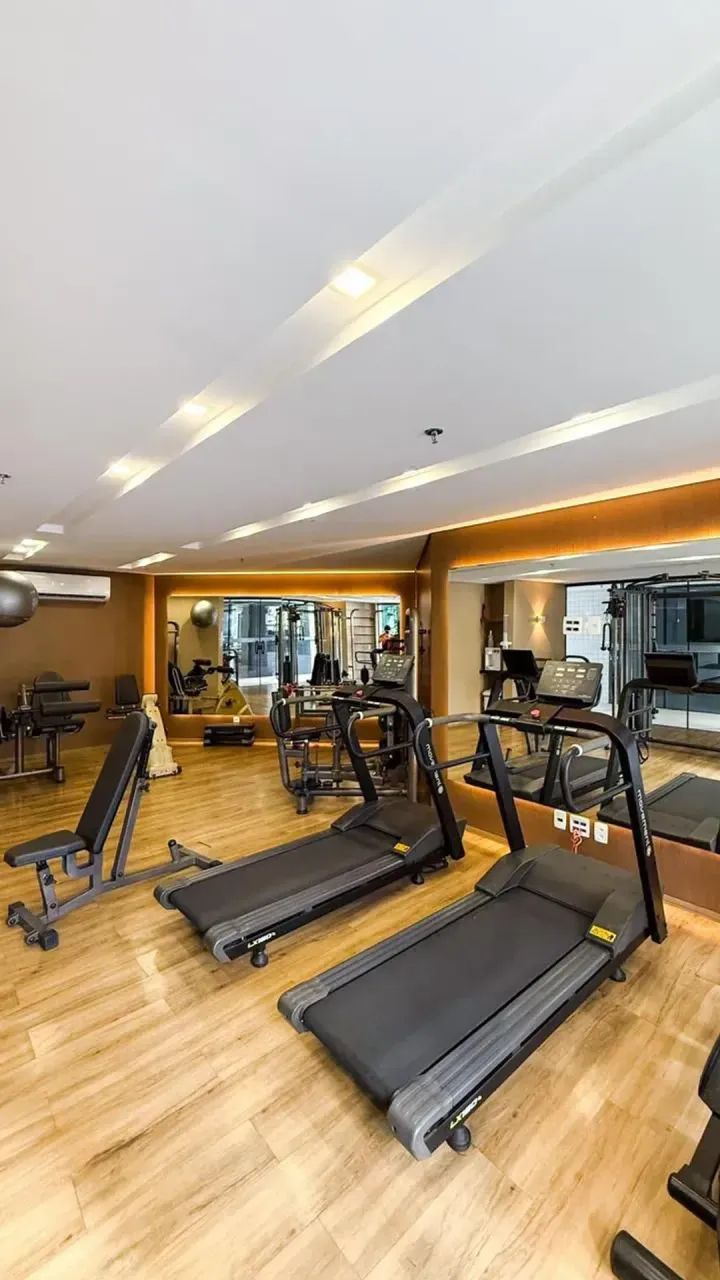 Apartamento de 240m² no Meireles, com 3 suítes e 4 vagas. - Foto 2