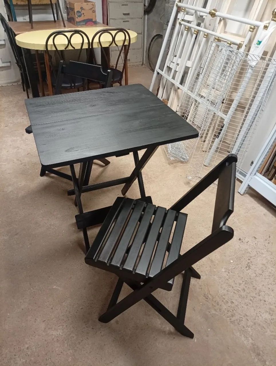 Mesa + duas cadeiras  - Foto 4