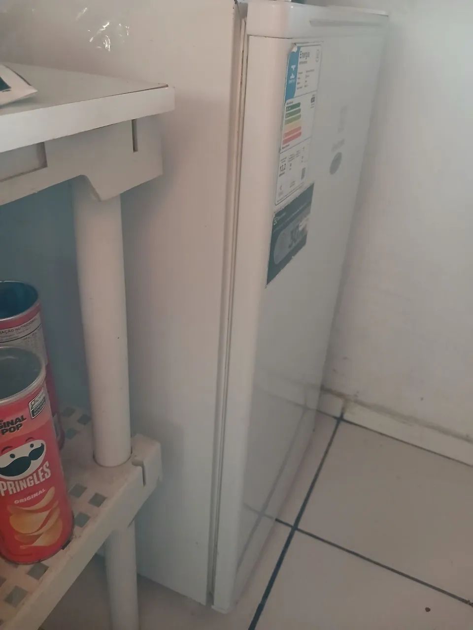 Frigobar Electrolux 
