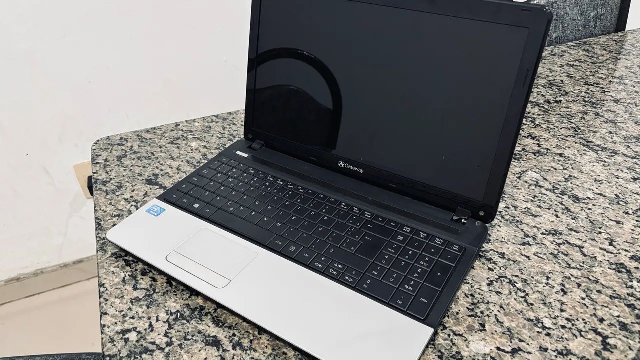 Notebook Acer / gateway 1.8 ghz celeron c ssd 240 novo + 12gb ram - Foto 4