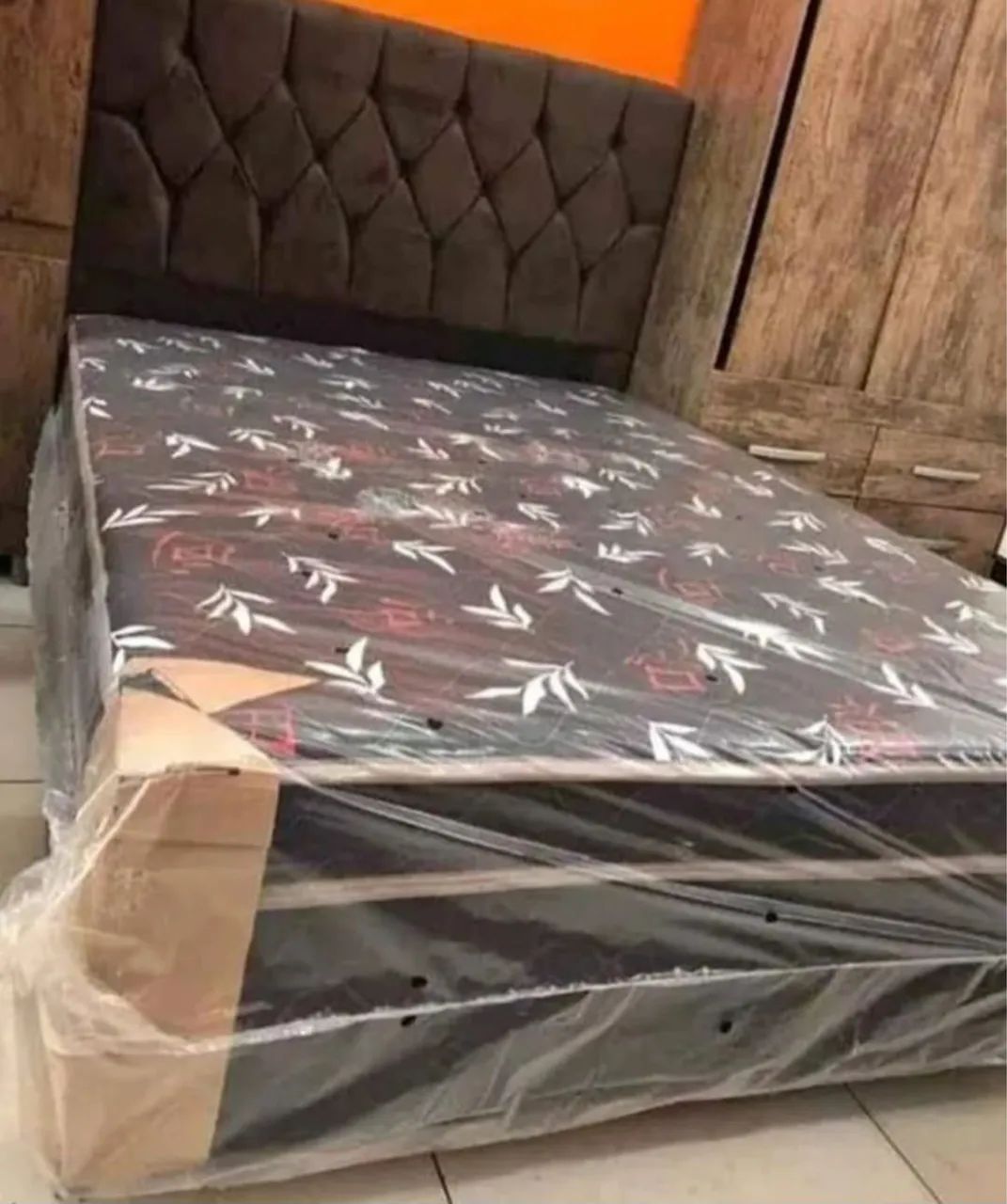 Cama box casal com colchão acoplado D33 - Foto 2
