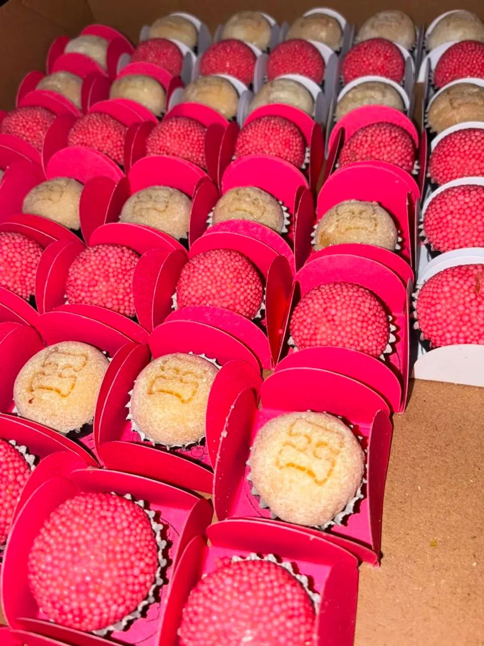 Bolos confeitados e kits festa ? - Foto 3