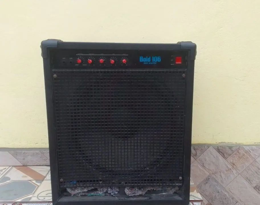 Caixa amplificada