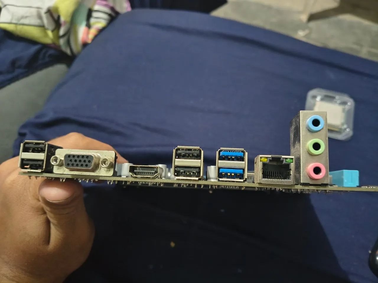 Placa Mãe h81 com CPU i3 de brinde - Foto 2