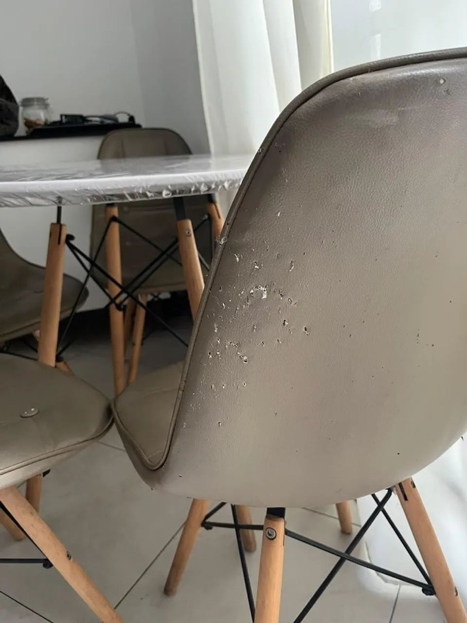 Mesa e cadeiras eames - Foto 5