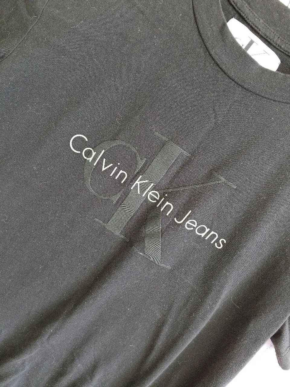 Camiseta Calvin Klein  - Foto 2