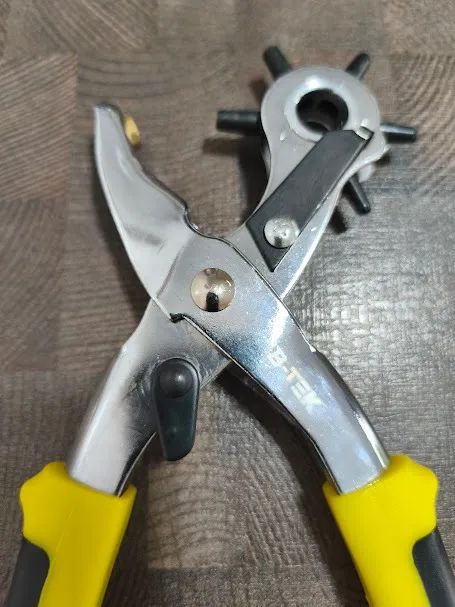 Alicate Vaador e Furador  9 polegadas Artesanato profissional 5 mm Couro 6 furos - Foto 2