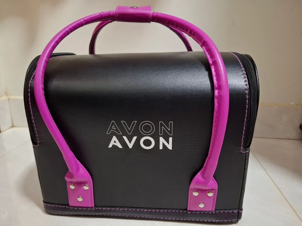 Maleta Avon de maquiagem