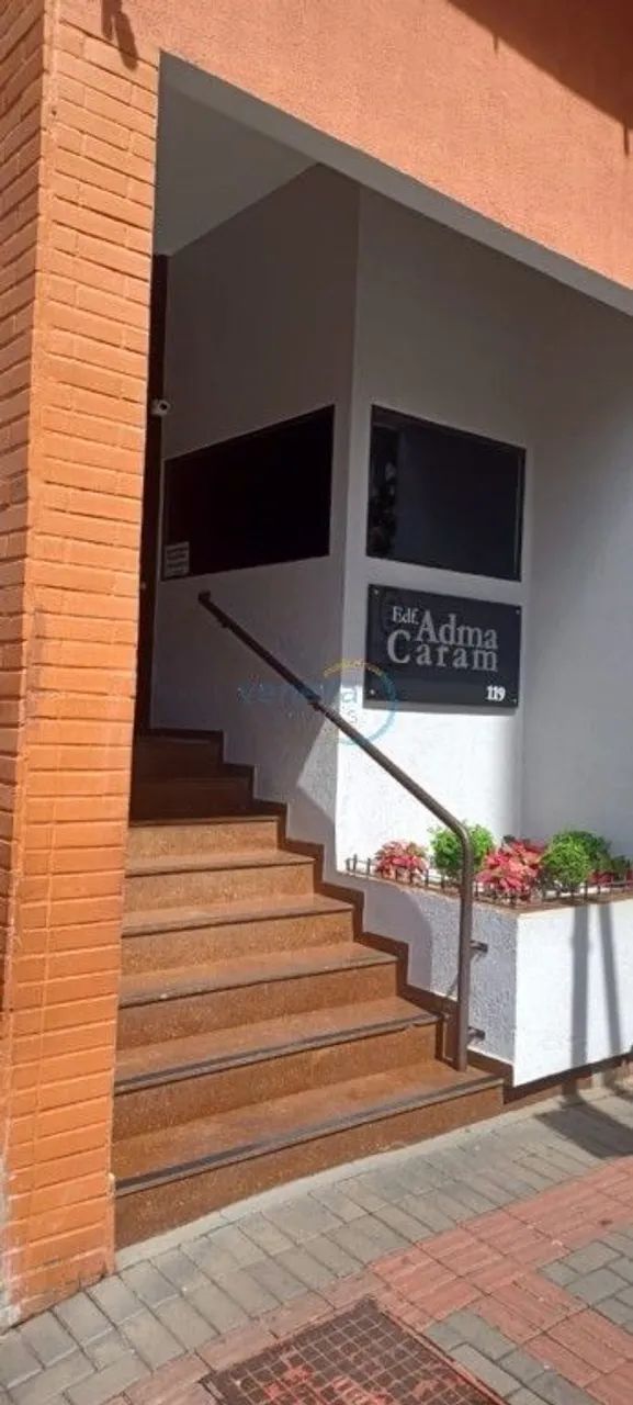 Apartamento à venda no Edifício Adma Caram, Centro de Londrina - Foto 2