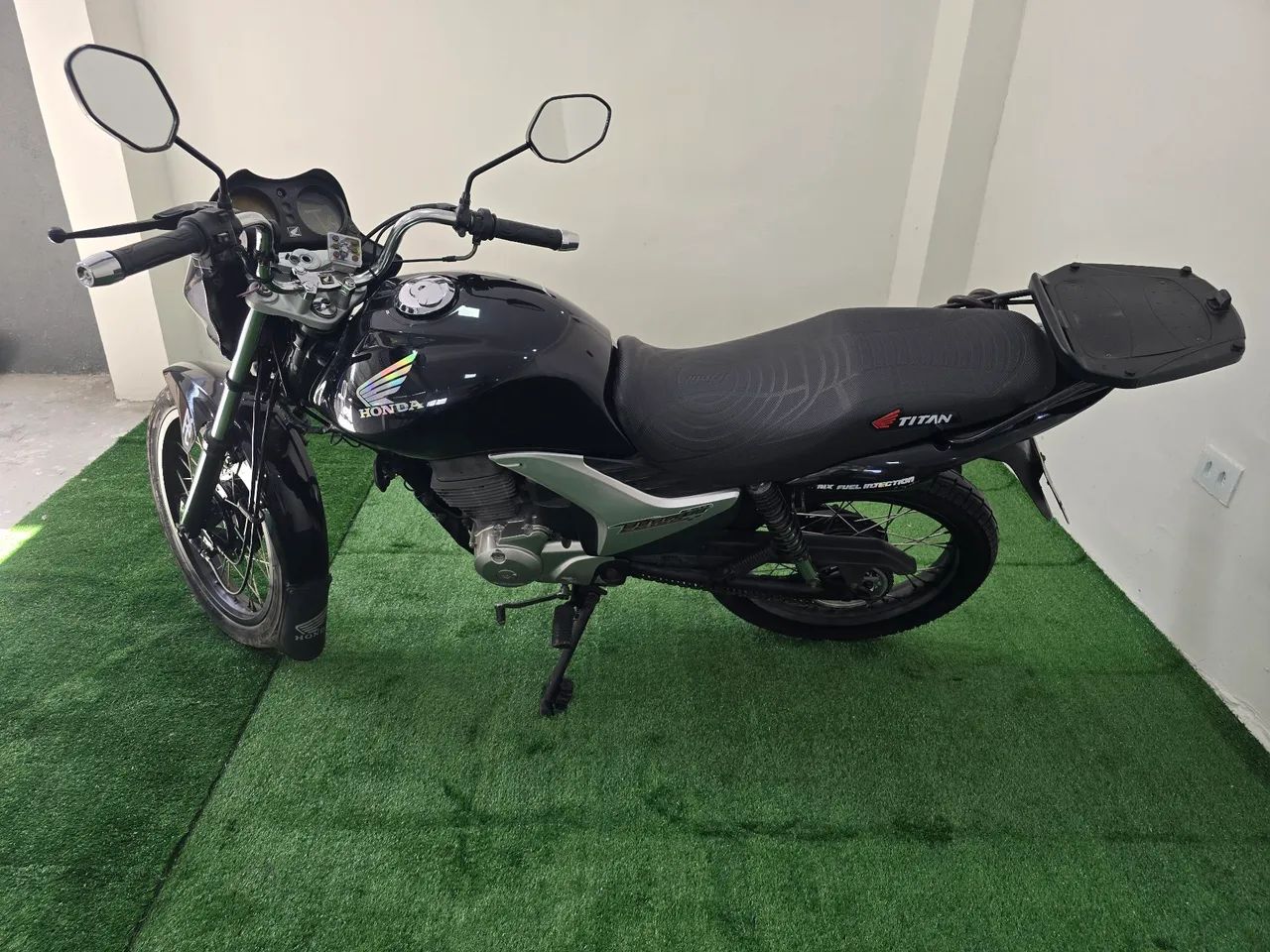 Titan Extra