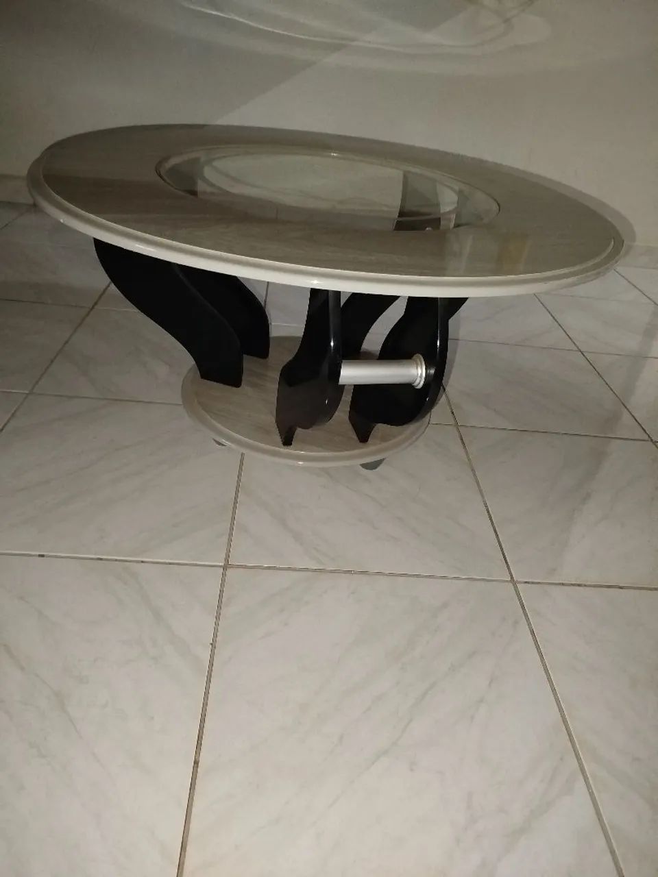 Mesa de Centro Moderna Circular - Amadeirado e Vidro. - Foto 3
