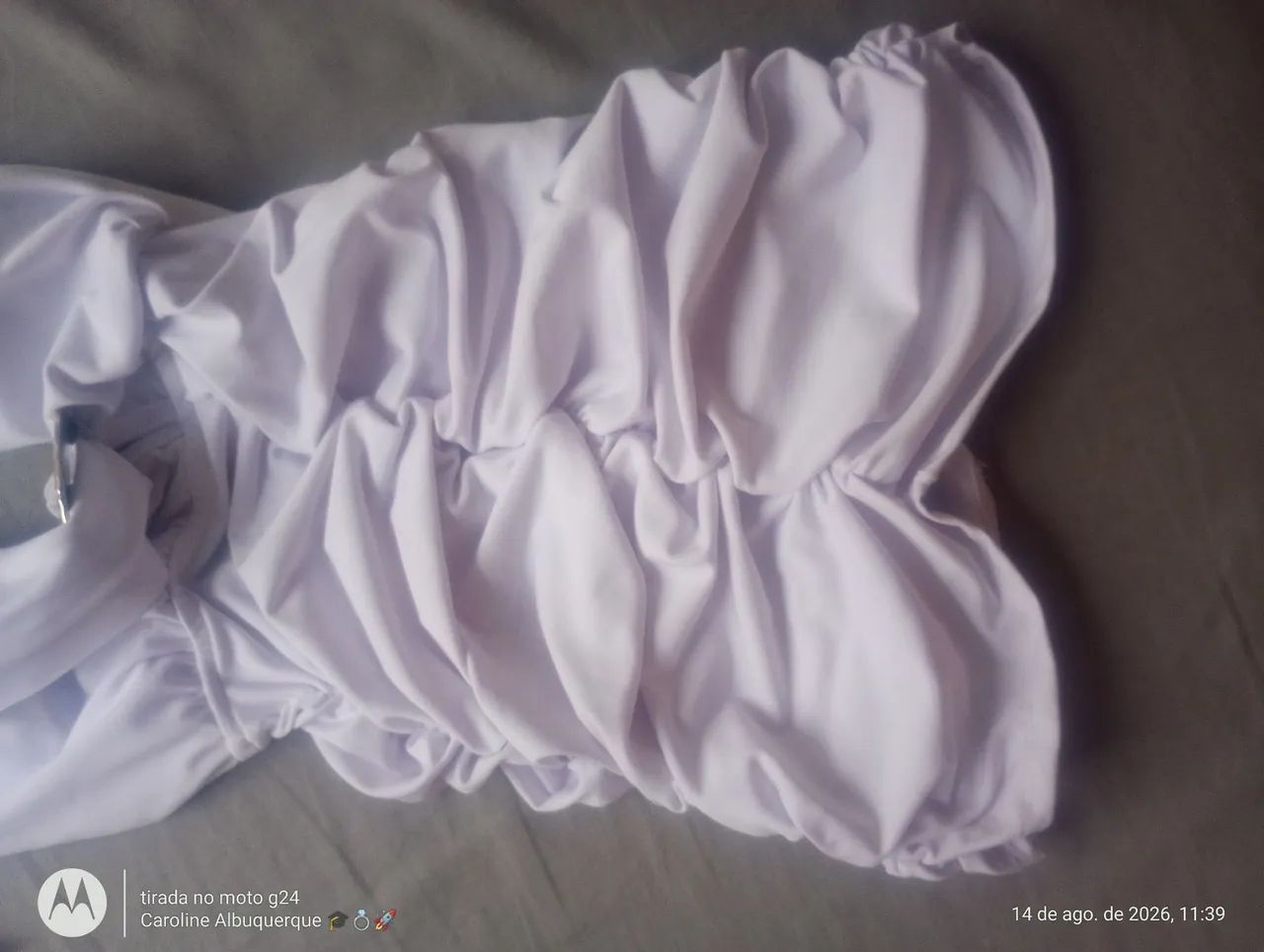 Roupas seminovas - Foto 2