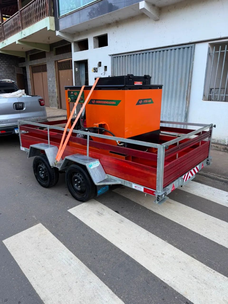 Hidrossemeadora Verdetec VTEC-500 500L + Carretinha Reboque 0 km | Apenas 6 Horas de Uso