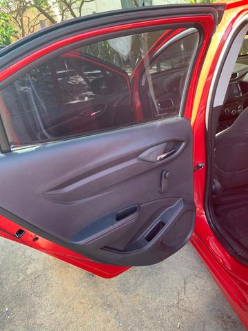 Vendo/troco/financio lindo onix 2014/ 1.0 completo - Foto 12