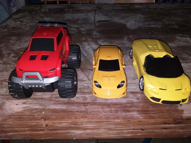 Carrinhos e bonecos - Foto 2
