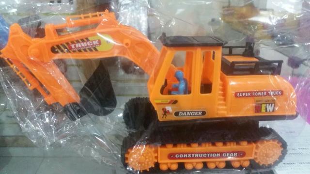 Brinquedo caminhão truck