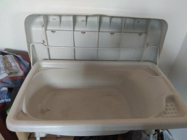 Vendo banheira de bebê semi nova - Foto 2