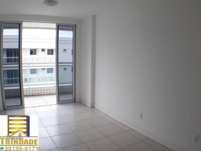 T- Apartamento Calhau, Próximo a Praia _ 3 Quartos