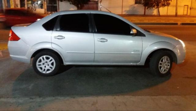 Vendo ford fiesta sedan 2009 - Foto 2