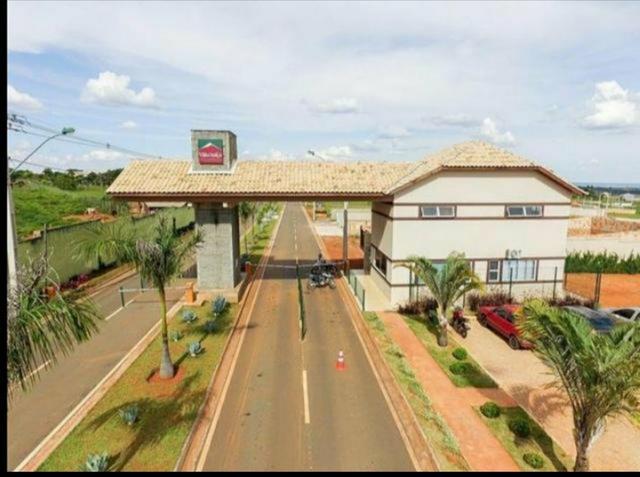 Vendo lote de 300m2. Cond. Villa Suiça (Swiss Park Brasília). Ac. carro - Foto 2