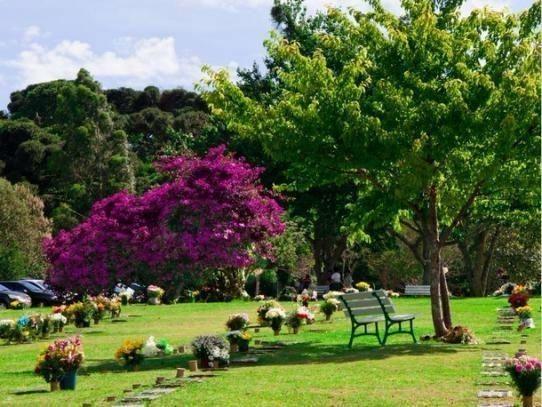 Jazigo Cemitério Parque Iguaçú