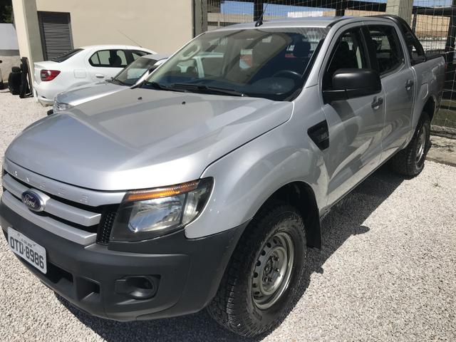 Ranger XL 4x4 diesel 2014 super inteira - Foto 2