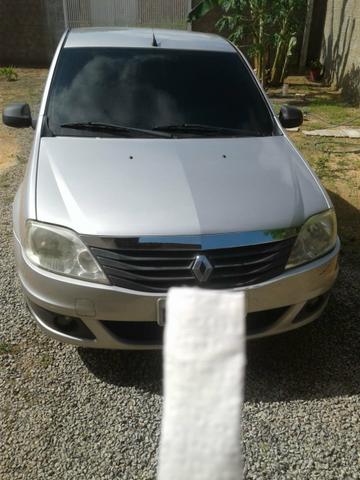 Vende-se Logan -1.0 Carro super economico - Foto 2