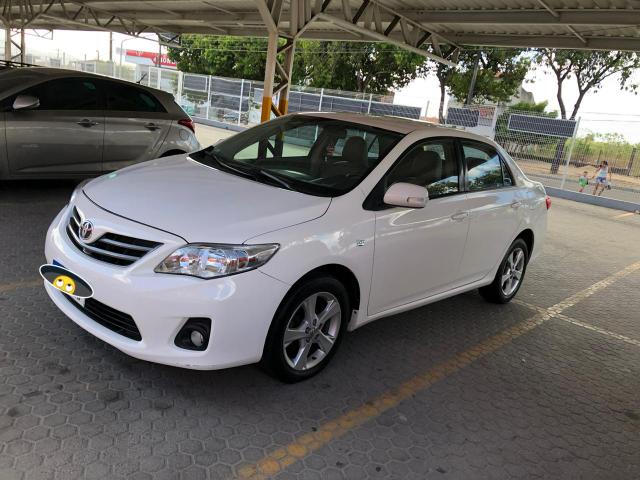 Toyota Corolla 2.0 Dual VVT-i automático flex