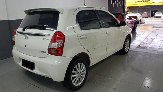 Etios Hatch XLS 1.5 Flex 2013/2013 Completo - Foto 4