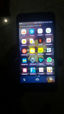 Celular j2