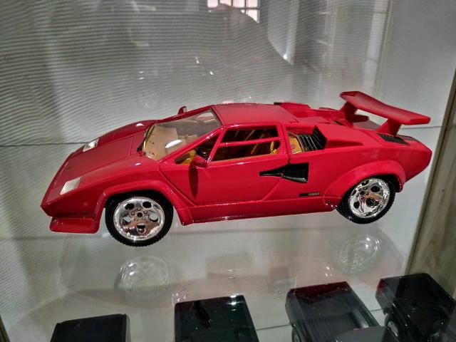 Miniatura Lamborghini 1:18 - Foto 3