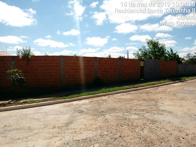 Terreno Murado. Esquina Santa Terezinha 355 metros quadrados