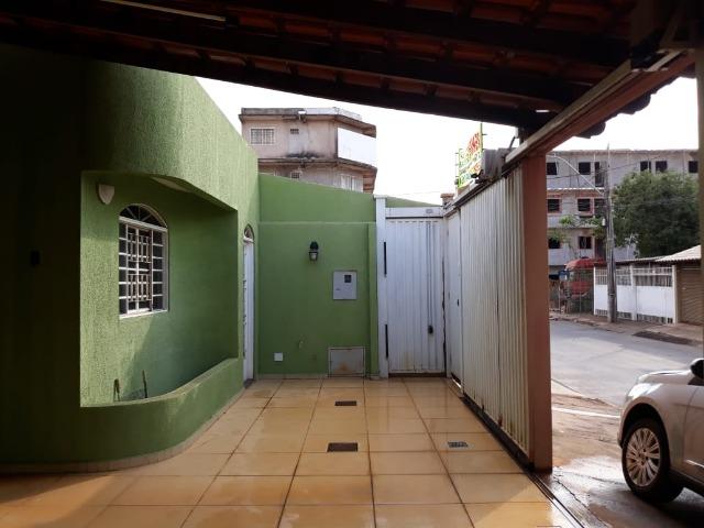 Excelente casa 2 quartos, garagem 3 carros, base para sobrado Riacho Fundo II - Foto 16