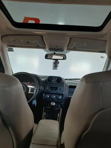 Jeep Compass Sport 2.0 2012/ Pneus novos/ Impecável - Foto 13