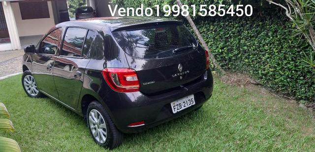 Vendo Sandero authentique 1.0 ano 2017 bloco 3 cilindros - Foto 3