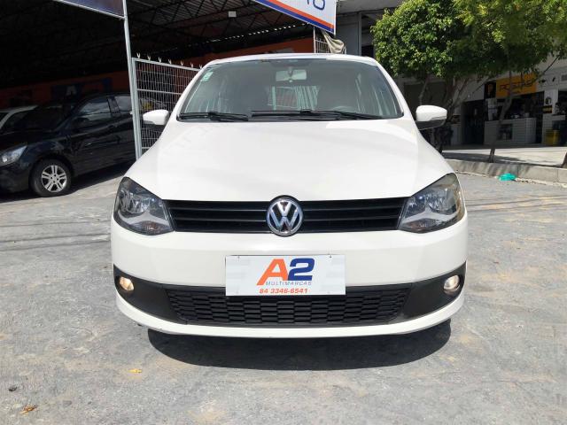 VOLKSWAGEN FOX 2013/2014 1.0 MI 8V FLEX 4P MANUAL - Foto 2