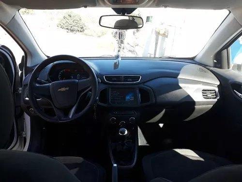 Carro Chevrolet onix - Foto 4