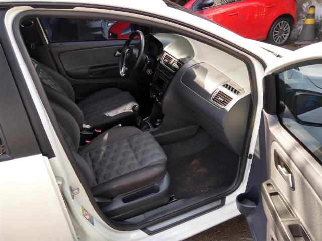 FOX 2014/2014 1.0 MI SELEÇÃO 8V FLEX 4P MANUAL - Foto 11