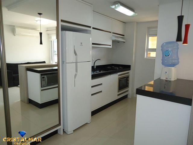 Apartamento novo e bem mobiliado - Foto 7