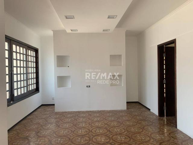Casa com 3 dormitórios para alugar - Centro - Vinhedo/SP