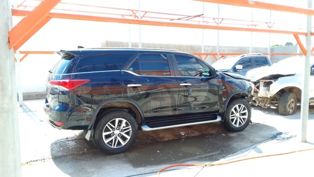 Toyota Hilux Sw4 2020 2.8 4X4 Automatica - Vendida em Peças - Foto 5