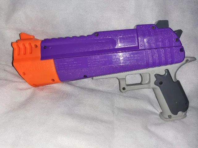 Nerf do fortnite colorida azul escuro com roxo