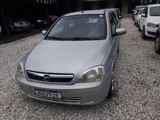 Chevrolet Corsa Corsa Sedan em Curitiba