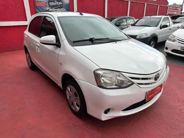TOYOTA ETIOS HB XS 15 MT 2017 - Foto 2