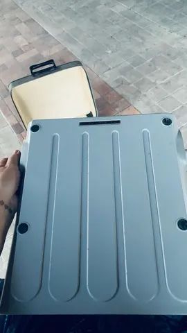 Máquina de escrever 64168485493378121