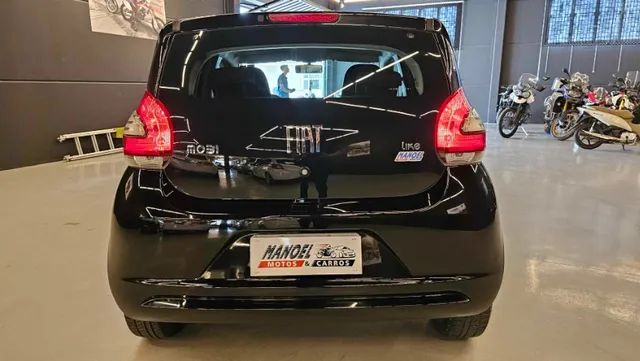 Carro Fiat Mobi 1.0 8V LIKE FIRE FLEX . Preto usado 2020 em